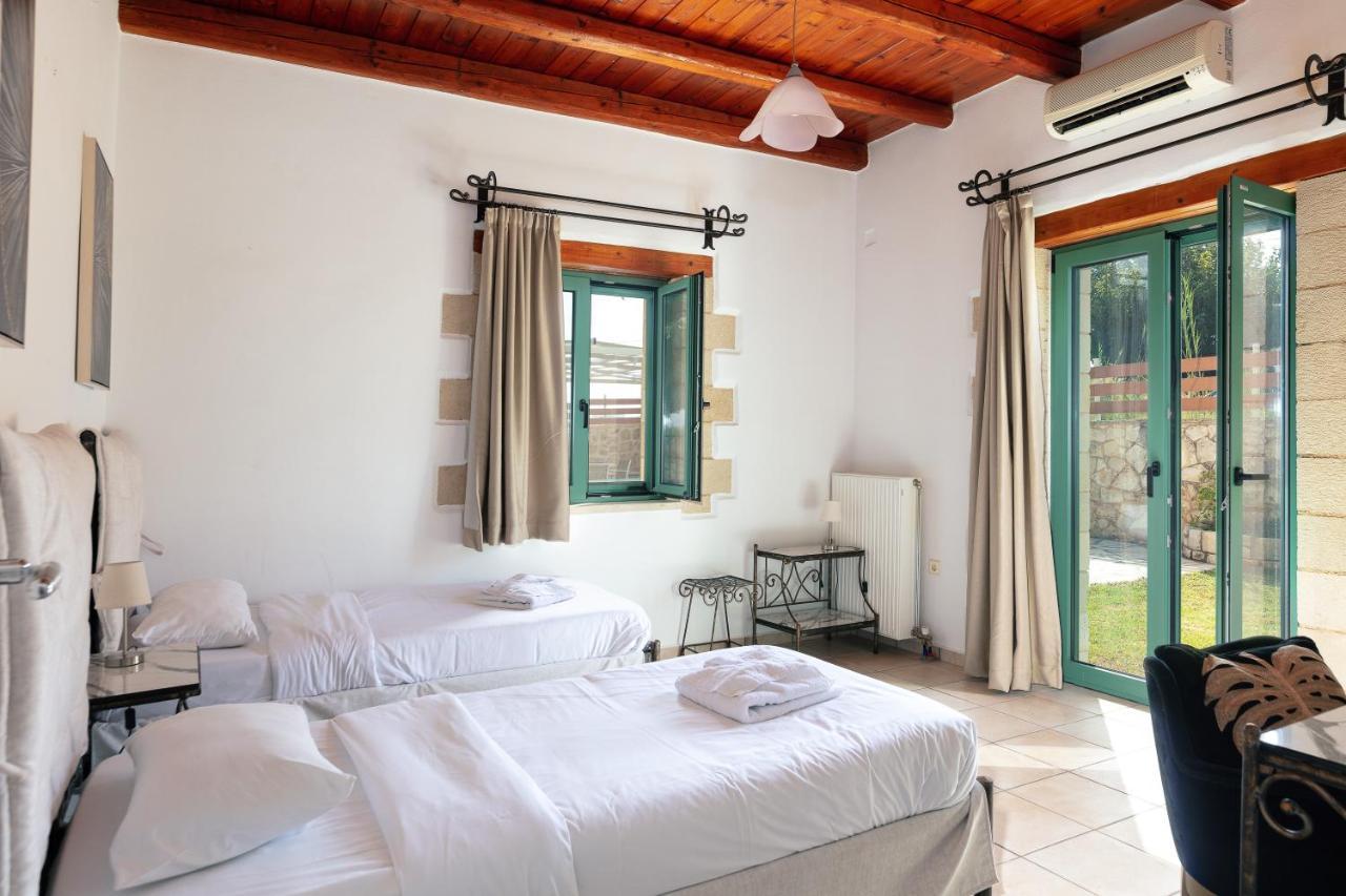 Villa Pinelopi Asprouliánoi Extérieur photo