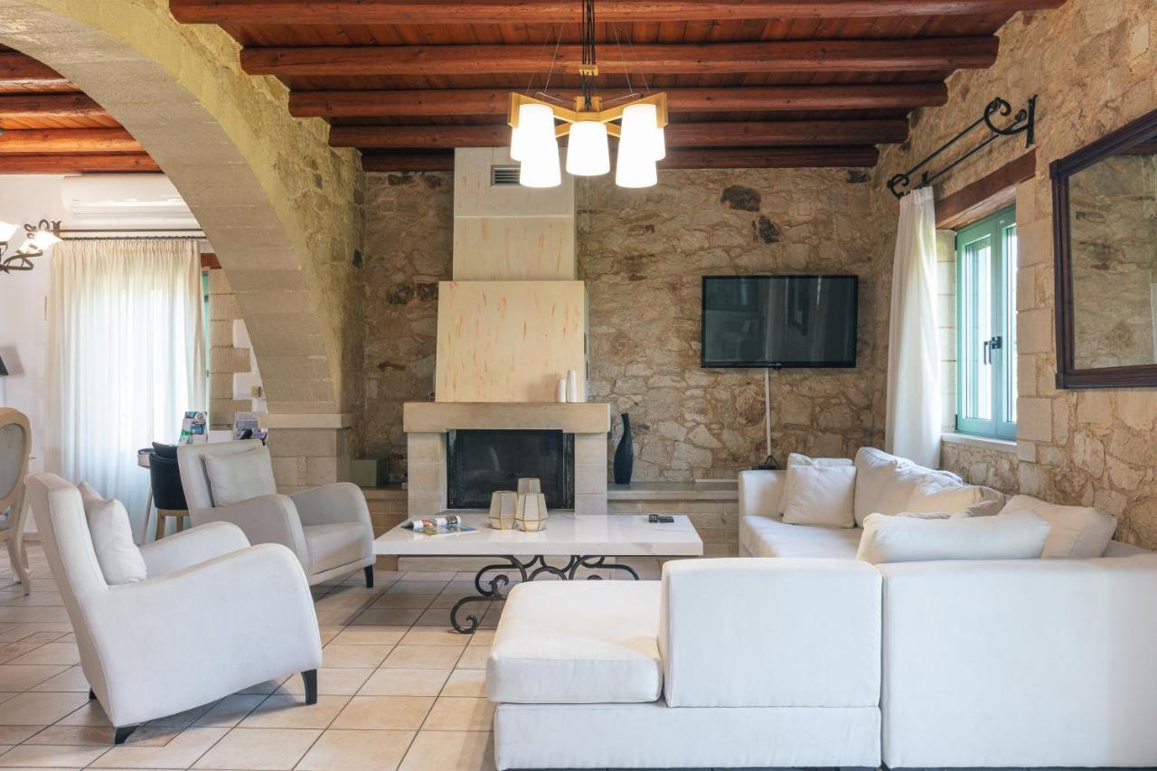 Villa Pinelopi Asprouliánoi Extérieur photo