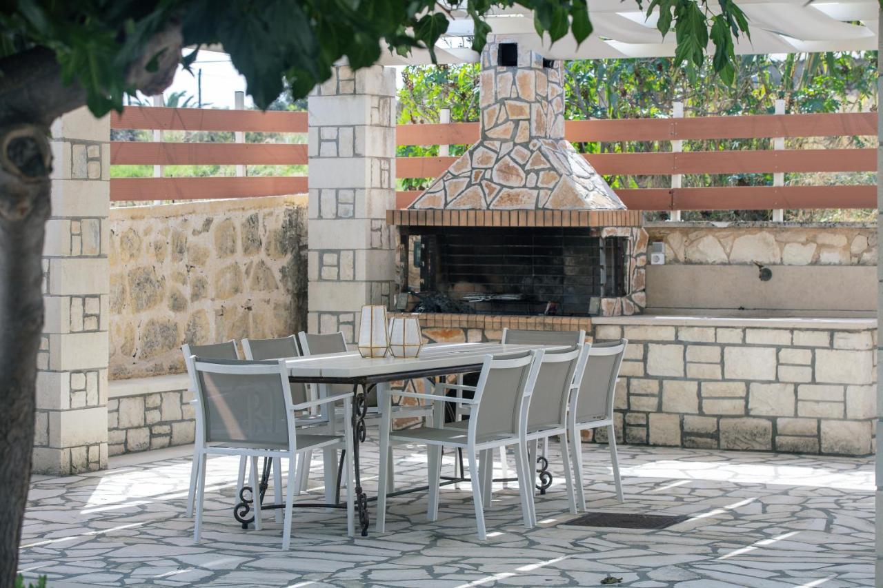 Villa Pinelopi Asprouliánoi Extérieur photo